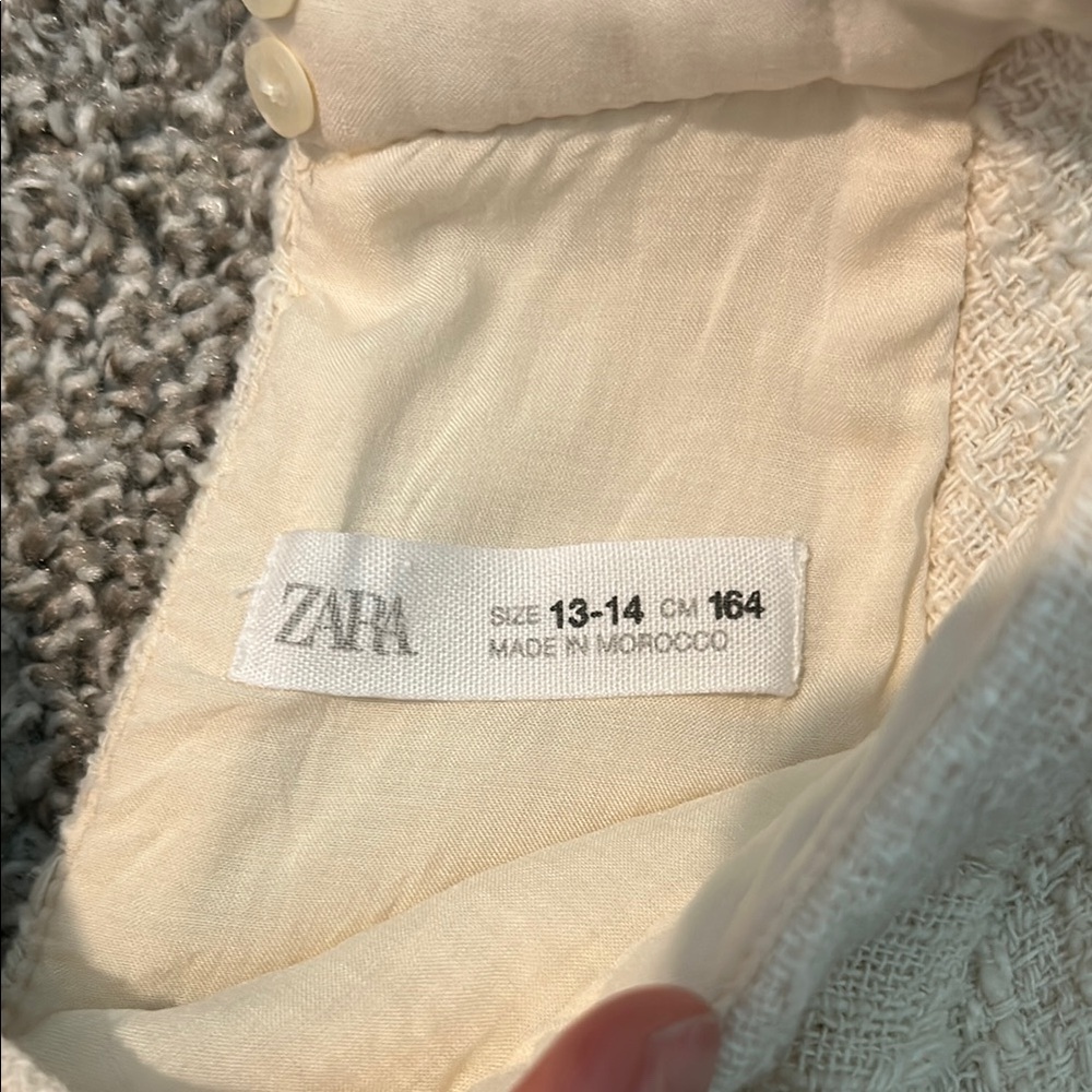 ZARA Girls Elegant Cream Sleeveless Dress - Picture 2 of 5